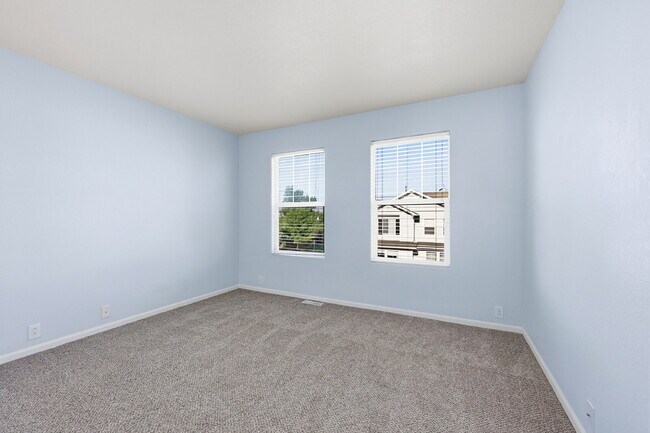 Building Photo - $1,945.95 - 2 Bed, 2.5 Bath Townhome in Colorado Springs with Attached Garage!