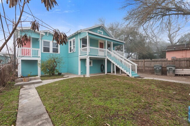 Primary Photo - 4726 Avenue R 1/2