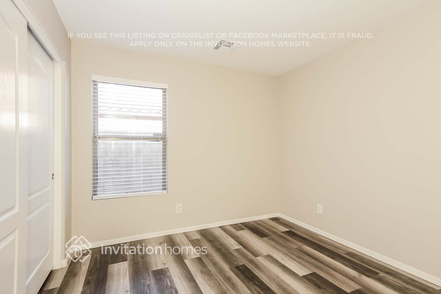 Building Photo - 16215 Los Coyotes St
