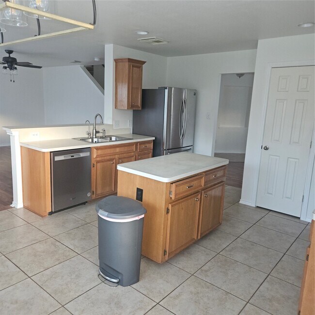 Building Photo - 20314 Baytide Ct