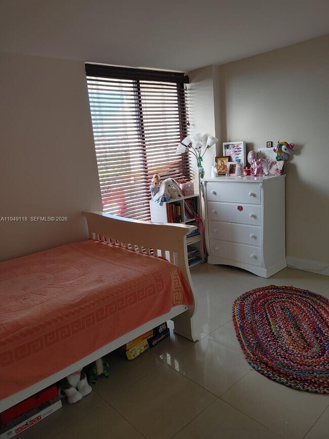 Building Photo - 3300 NE 191st St