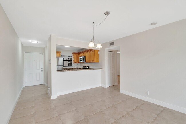 Building Photo - 1760 Windorah Way