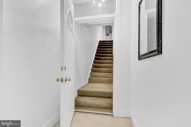 Building Photo - 1852 5th St NW