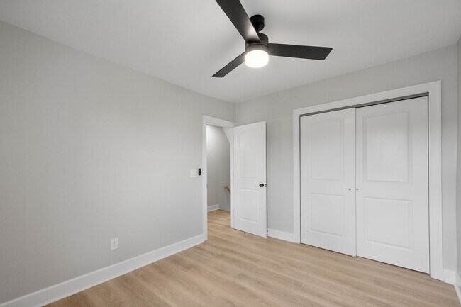 Building Photo - Stunning 2 bedroom home in Ambridge available July 1!