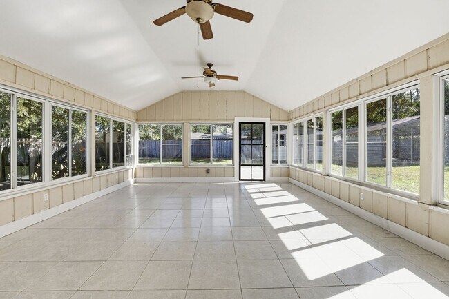 Building Photo - Northwood Oaks in Northwest Gainesville