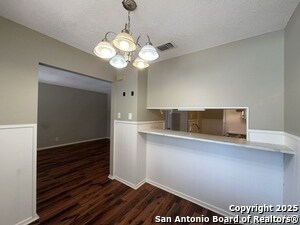 Building Photo - 311 E San Antonio Ave