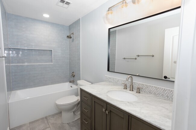 Building Photo - 7368 S Lafayette Cir W