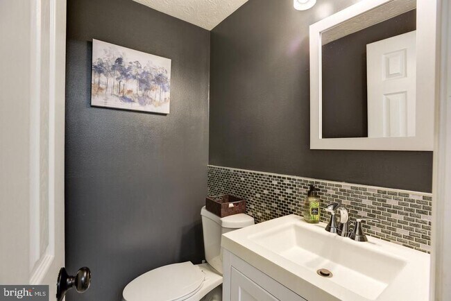 Building Photo - 7310 Torran Rocks Way