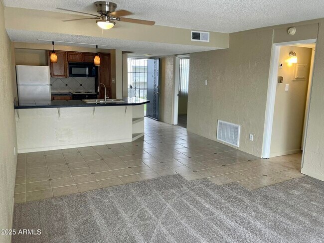Building Photo - 3313 N 68th St