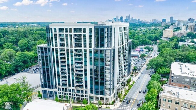 Building Photo - 2425 Peachtree Rd