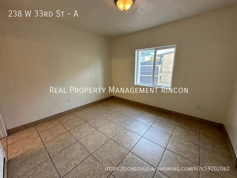 Building Photo - 238 W 33rd St