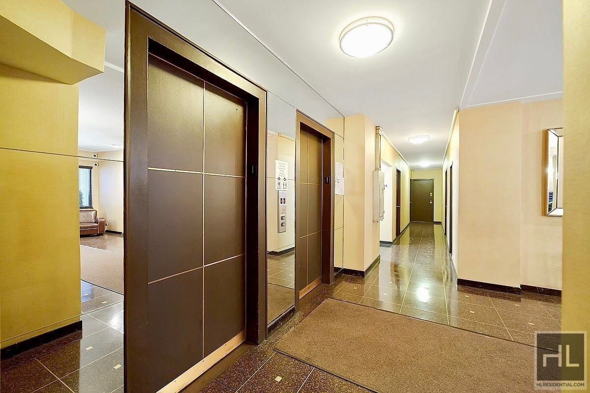 Building Photo - EAST 55 STREET