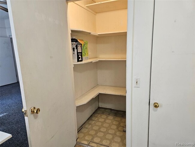 Building Photo - 921 Mary St