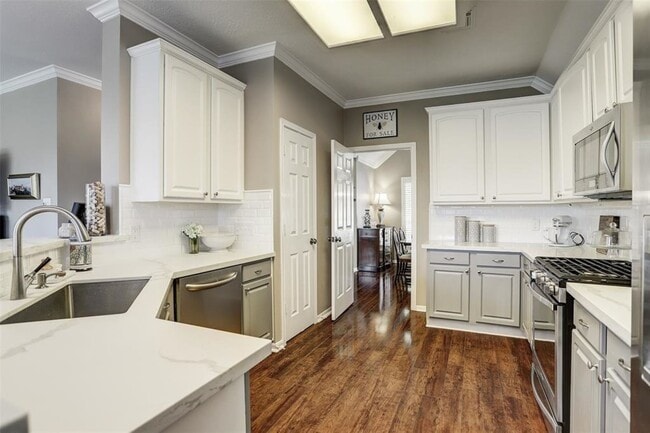 Building Photo - 4310 Innsbrook Pl