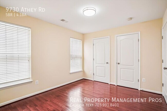 Building Photo - 9730 Athey Rd