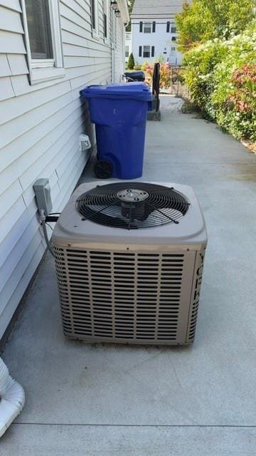 Building Photo - 315 Smithfield Ave