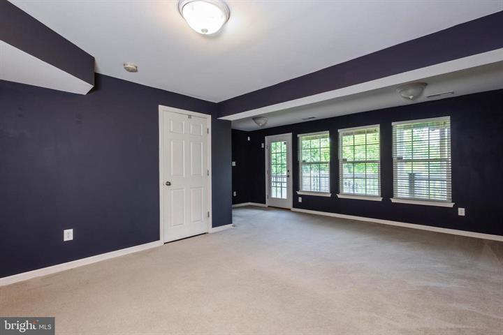 Building Photo - 520 Boxwood Ln