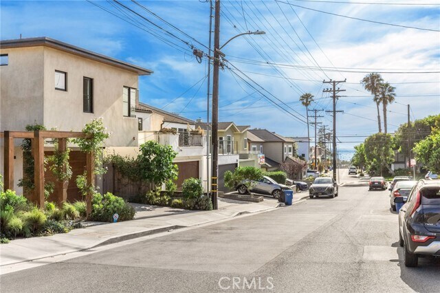 Building Photo - 1120 7th St