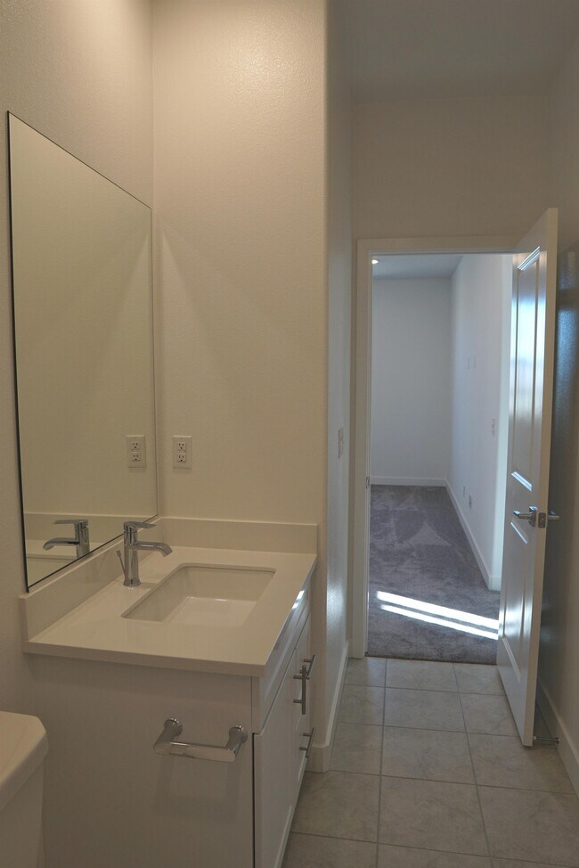 Building Photo - 35505 Sereno Ln