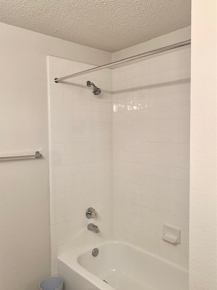 Building Photo - 3912 Rushden Ct