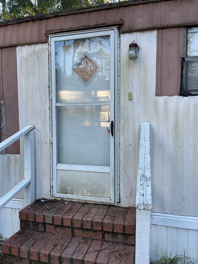 Primary Photo - Beautiful Trailer Home
