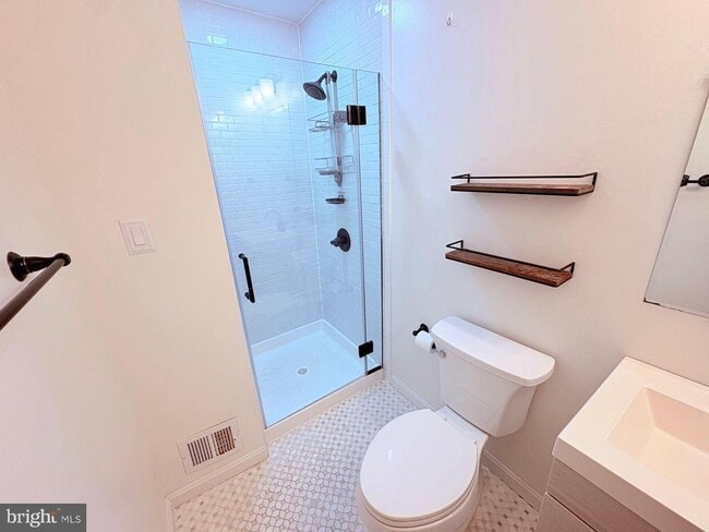 Building Photo - 12010 Glen Alden Rd