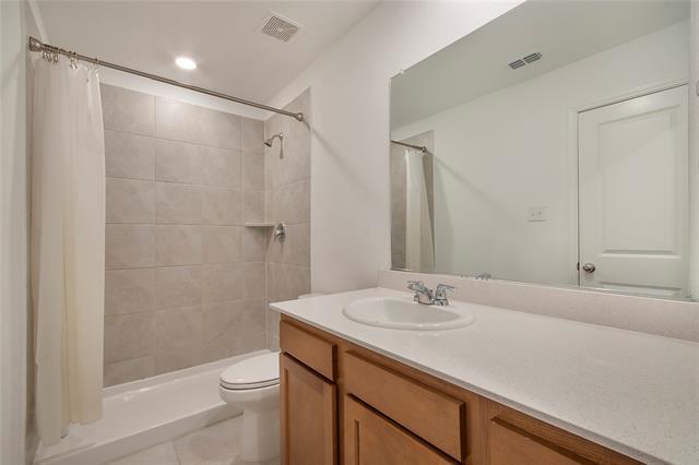 Building Photo - 131 Plumcove Dr