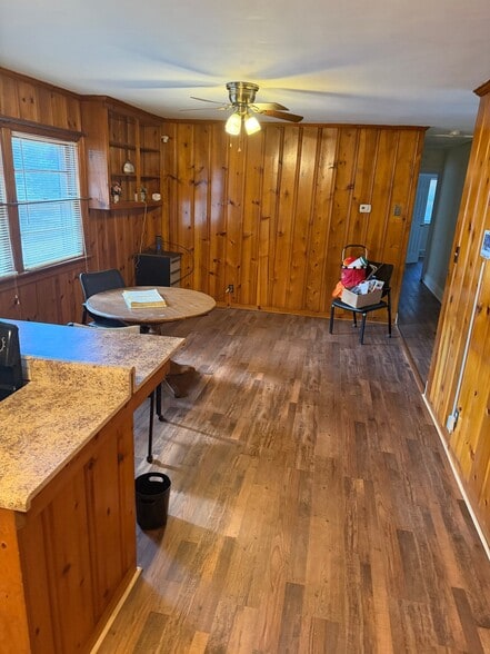 Building Photo - 109 Crestview Rd