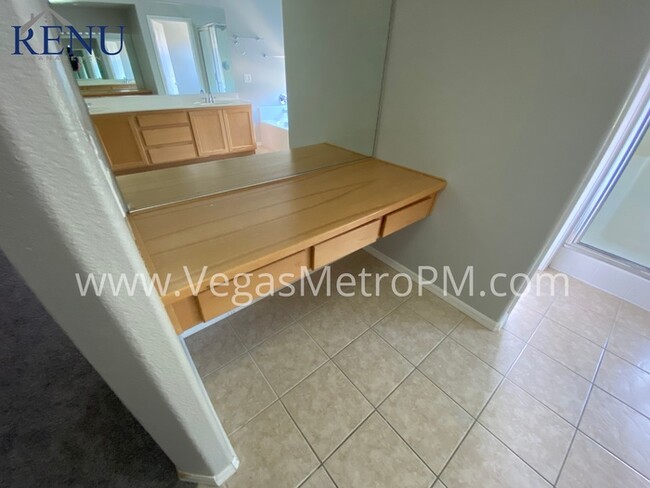 Building Photo - Rhodes Ranch 3 Bedroom Available Now