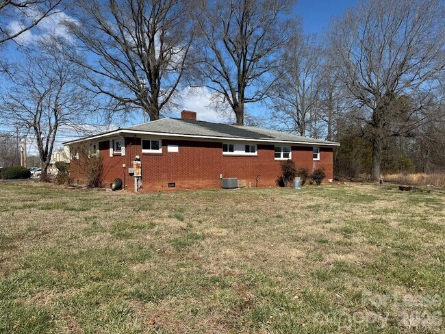 Building Photo - 5703 North Carolina Hwy 150