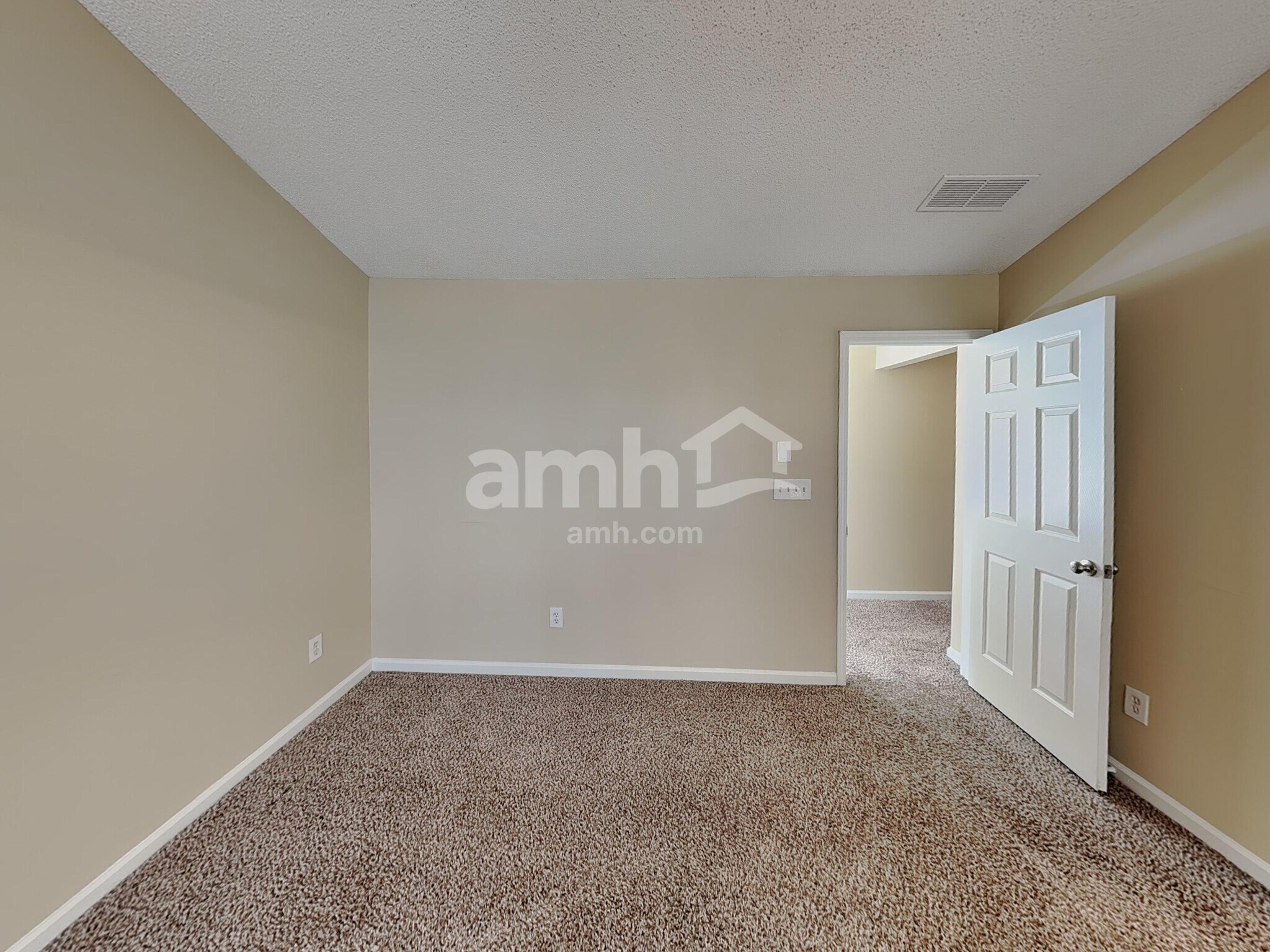 Building Photo - 2523 Davenham Ln