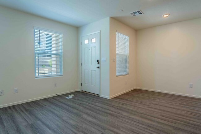 Building Photo - 3727 CELESTA VISTA Ave