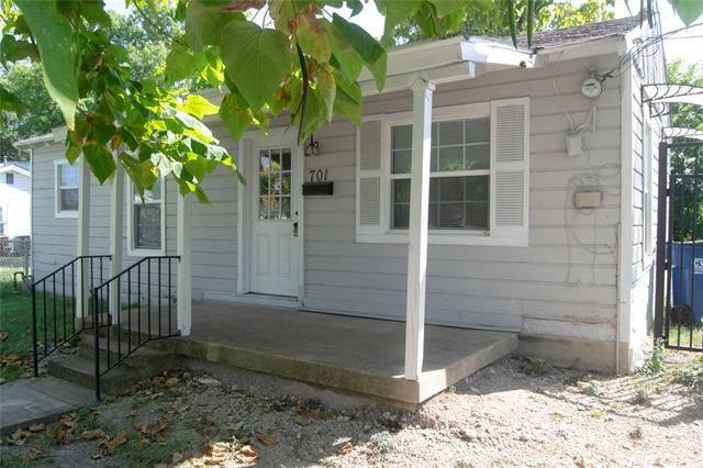Building Photo - 701 E Aimee St