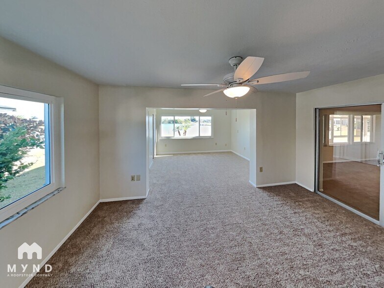 Building Photo - 1511 W Del Webb Blvd