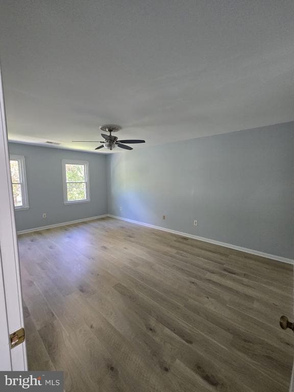 Building Photo - 2205 Blue Valley Dr