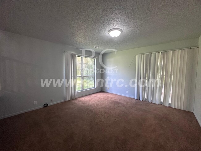 Building Photo - 15986 Arrowhead Rd