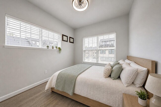Building Photo - 12544 Ovation Dr