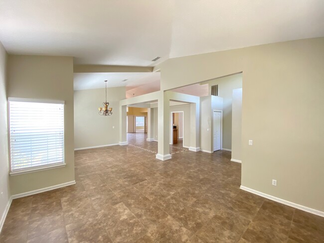 Building Photo - 6557 Burnham Cir