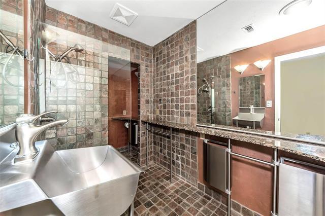 Building Photo - 26 Bounty Rd E