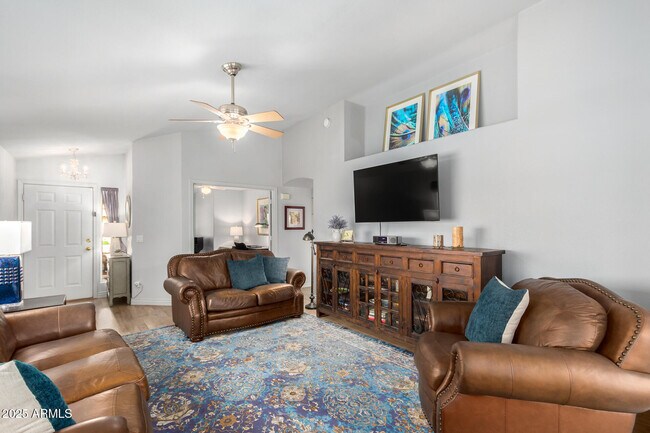 Building Photo - 3905 E Rockwood Dr