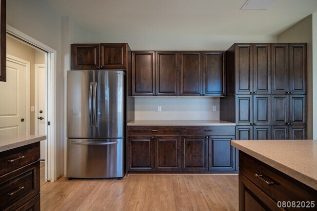 Building Photo - $4700.00 | 4BD/3BA Single Family Home In S...