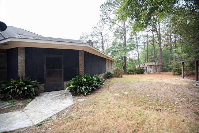 Building Photo - 7007 Dorsey Dr