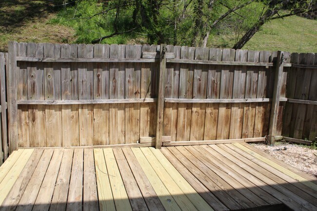 Building Photo - 2802 Gross Ave