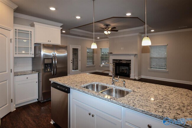 Building Photo - 257 Caudle Dr