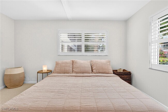 Building Photo - 3930 Belair Ln