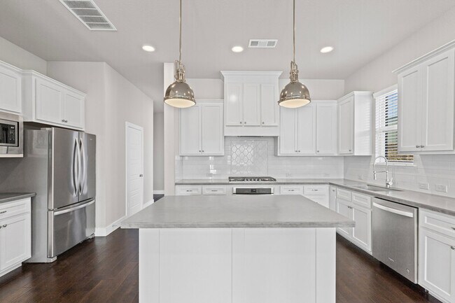 Building Photo - 126 Wimberly St