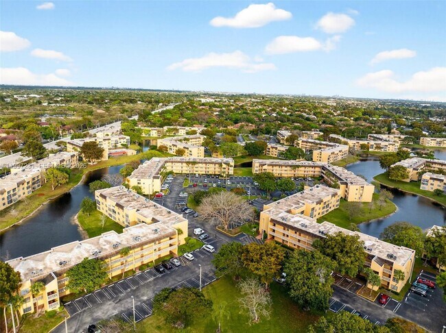 Building Photo - 5801 NW 62nd Ave