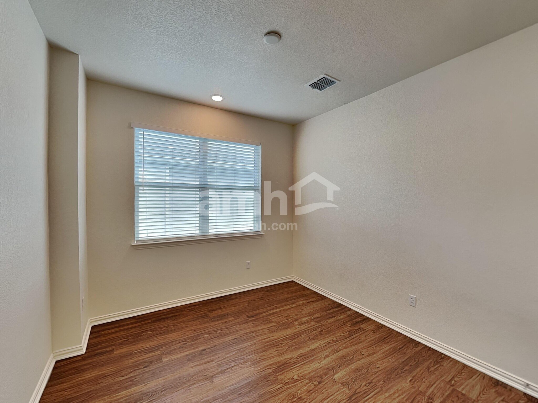 Building Photo - 2732 Geronimo Creek