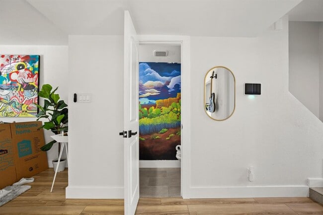 Building Photo - 7001 Woodhue Dr