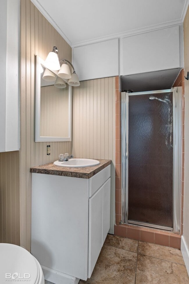 Building Photo - 2502 Ormond Pl
